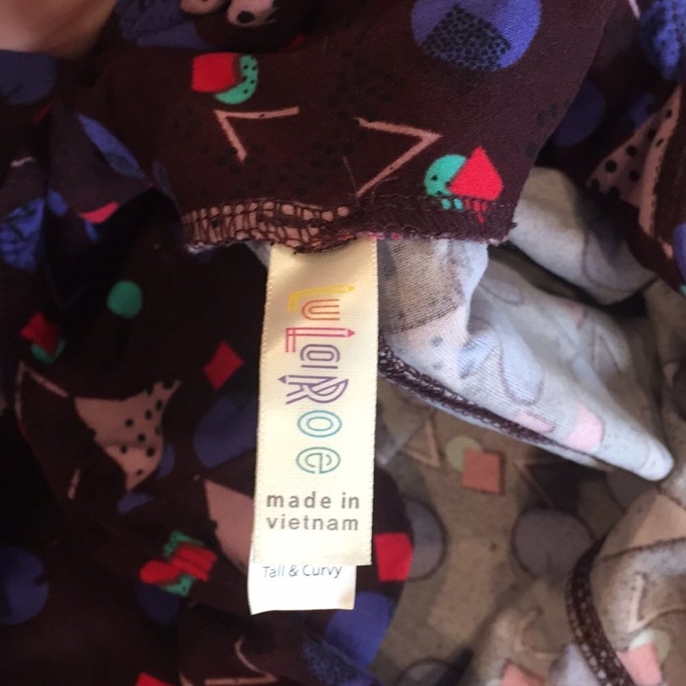 TC NWOT LuLaRoe Leggings BB32 943 - Picture 3 of 3